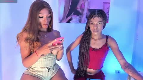 Snapshot of black_thifanny1 chatting on 06-08-26, 06:58 black_thifanny1 online show from 06-08-26, 06:58