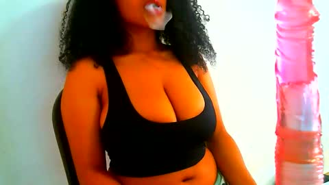 Snapshot of blackandwhitesex0123 chatting on 03-11-26, 06:47 blackandwhitesex0123 online show from 03-11-26, 06:47