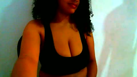 Snapshot of blackandwhitesex0123 chatting on 03-18-26, 03:04 blackandwhitesex0123 online show from 03-18-26, 03:04