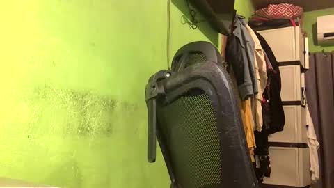 Crystal online show from 11-25-25, 02:39