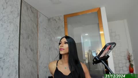 Nina online show from 12-31-24, 01:30