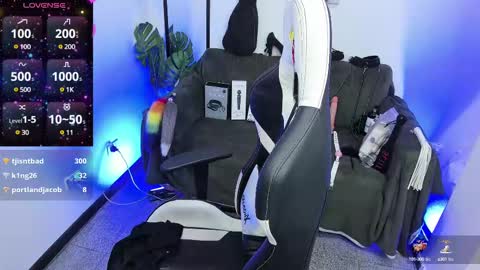 Sophie online show from 02-19-25, 11:14