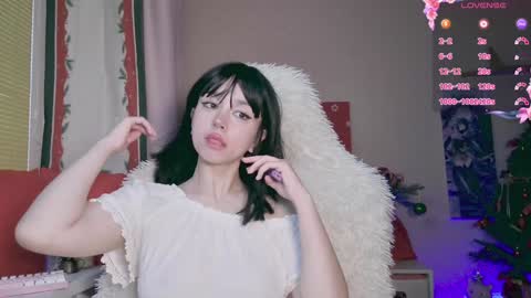 Snapshot of blackberrybae chatting on 12-16-24, 03:51 Berry online show from 12-16-24, 03:51