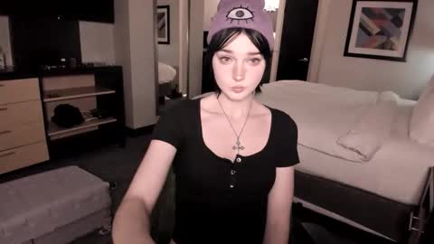 Ella online show from 02-26-26, 02:21