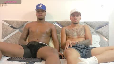 Snapshot of blackdreams1__ chatting on 11-26-25, 01:28 Black Dreams online show from 11-26-25, 01:28