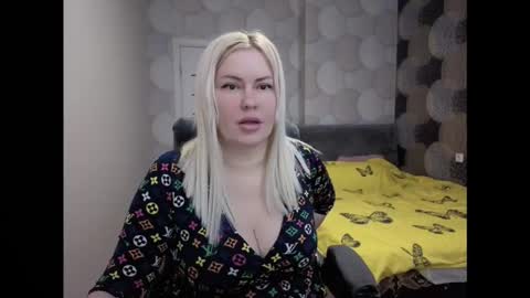 Snapshot of blackeyes11 chatting on 11-01-25, 01:07 blackeyes11 online show from 11-01-25, 01:07