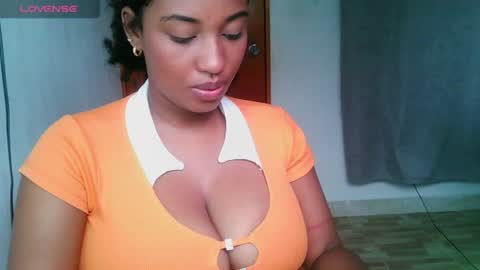 Shophie White online show from 08-04-26, 01:25