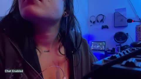 Snapshot of blackk_perla chatting on 07-12-26, 06:04 blackk_perla online show from 07-12-26, 06:04