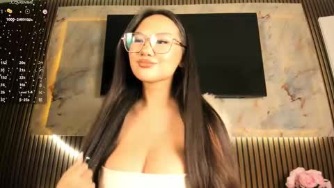 Karina online show from 09-09-25, 01:54