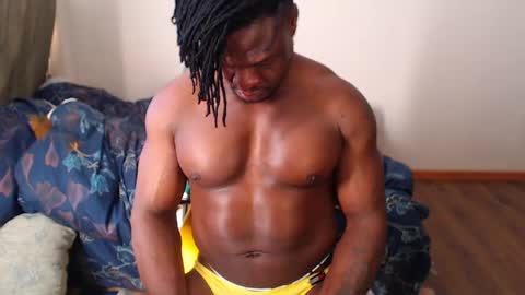 Snapshot of blackmusclegym chatting on 02-20-25, 10:59 blackmusclegym online show from 02-20-25, 10:59