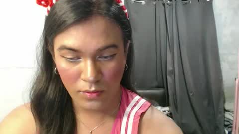 Snapshot of blackpinayts chatting on 01-07-26, 05:15 Ellez online show from 01-07-26, 05:15