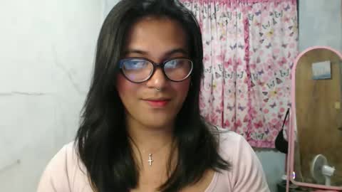 Snapshot of blackpinayts chatting on 02-03-26, 07:52 Ellez online show from 02-03-26, 07:52