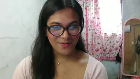 Snapshot of blackpinayts chatting on 02-20-26, 05:59 Ellez online show from 02-20-26, 05:59