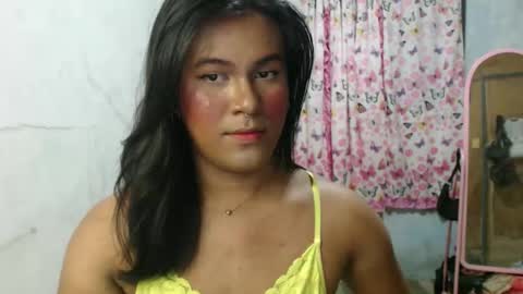 Snapshot of blackpinayts chatting on 03-05-26, 06:37 Ellez online show from 03-05-26, 06:37