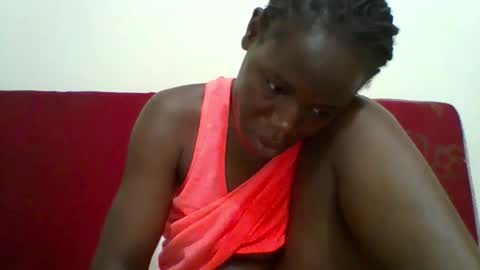 Snapshot of blacksexygal chatting on 10-14-25, 07:09 SARAH online show from 10-14-25, 07:09