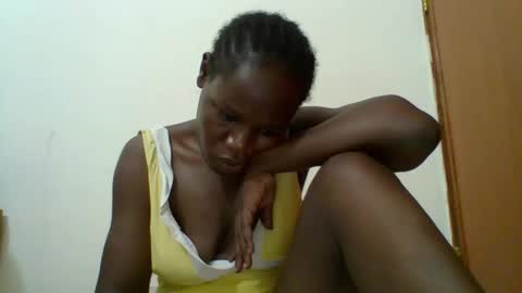 Snapshot of blacksexygal chatting on 12-03-25, 11:19 SARAH online show from 12-03-25, 11:19
