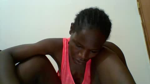 Snapshot of blacksexygal chatting on 12-03-25, 11:58 SARAH online show from 12-03-25, 11:58