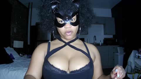 Queen Siren online show from 01-12-25, 10:43