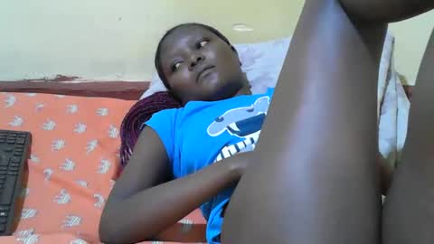 Snapshot of blackslim_girl2 chatting on 09-15-25, 11:21 blackslim_girl2 online show from 09-15-25, 11:21