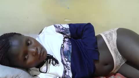 Snapshot of blackslim_girl2 chatting on 09-18-25, 02:57 blackslim_girl2 online show from 09-18-25, 02:57