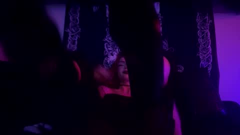 Snapshot of blackstarzara chatting on 12-20-24, 02:30 blackstarzara online show from 12-20-24, 02:30