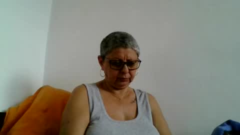 Snapshot of blackwidow05 chatting on 07-13-26, 04:10 Black Widow online show from 07-13-26, 04:10