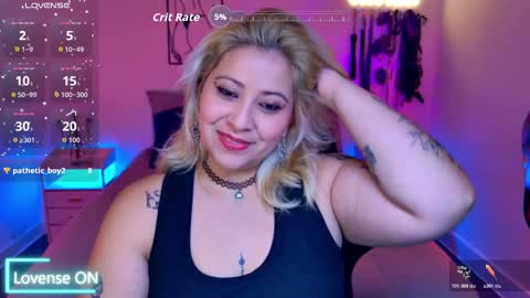 Snapshot of blackwidowj chatting on 11-24-25, 04:40 Johana S online show from 11-24-25, 04:40
