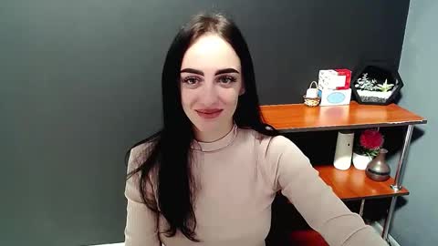 Snapshot of blacky_berry chatting on 12-26-24, 02:05 Ivy online show from 12-26-24, 02:05