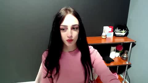 Snapshot of blacky_berry chatting on 01-11-25, 02:58 Ivy online show from 01-11-25, 02:58