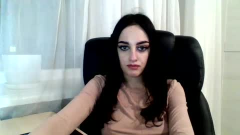 Snapshot of blacky_berry chatting on 01-27-25, 05:26 Ivy online show from 01-27-25, 05:26