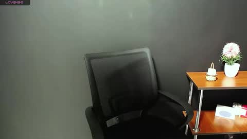 Snapshot of blacky_berry chatting on 03-01-25, 12:34 Ivy online show from 03-01-25, 12:34