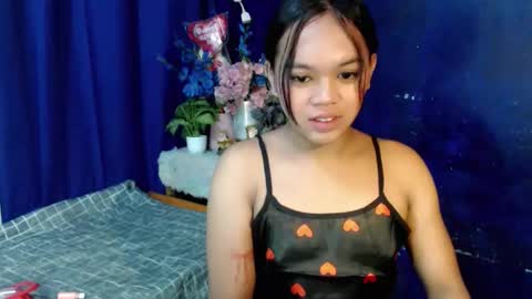 Snapshot of blacky_luna chatting on 01-12-26, 03:56 sweetyluna online show from 01-12-26, 03:56