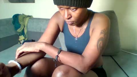 blacky_winndy online show from 10-10-25, 07:02