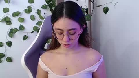   online show from 02-08-25, 01:22