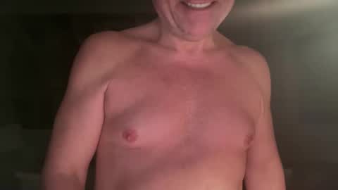 Snapshot of blake_strong chatting on 12-20-25, 10:33 blake_strong online show from 12-20-25, 10:33