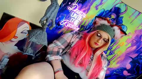Snapshot of blakelytgirl chatting on 05-15-26, 05:31 Blakely Morningstar online show from 05-15-26, 05:31