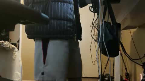 Snapshot of blakjag chatting on 12-17-25, 04:46 Blackjag00 online show from 12-17-25, 04:46