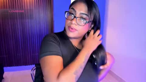 Snapshot of blakmillerrgilson01 chatting on 02-21-26, 05:14 MILLERR GILSON online show from 02-21-26, 05:14