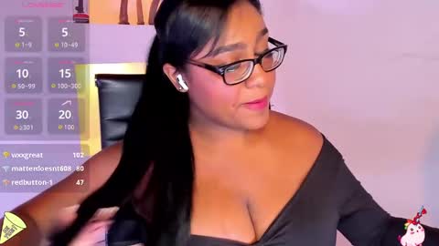 Snapshot of blakmillerrgilson1 chatting on 01-19-25, 09:34 Blak Miller Gilson online show from 01-19-25, 09:34