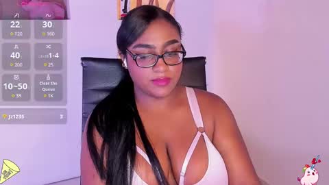 Snapshot of blakmillerrgilson1 chatting on 01-24-25, 01:24 Blak Miller Gilson online show from 01-24-25, 01:24