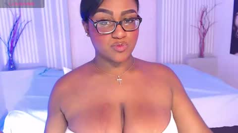 Snapshot of blakmillerrgilson1 chatting on 03-01-25, 08:31 Blak Miller Gilson online show from 03-01-25, 08:31