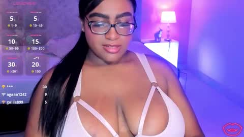 Snapshot of blakmillerrgilson1 chatting on 10-20-25, 09:15 Blak Miller Gilson online show from 10-20-25, 09:15