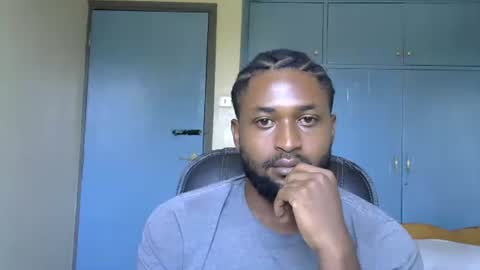 Snapshot of blakmoufaka chatting on 09-23-25, 06:27 blakmoufaka online show from 09-23-25, 06:27