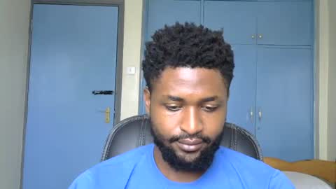 Snapshot of blakmoufaka chatting on 09-30-25, 05:23 blakmoufaka online show from 09-30-25, 05:23