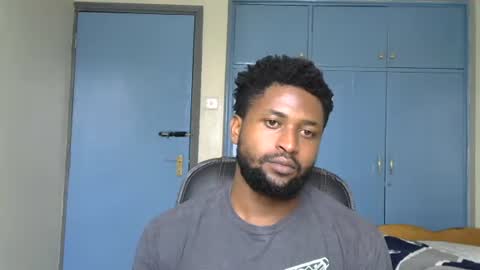 Snapshot of blakmoufaka chatting on 10-22-25, 05:30 blakmoufaka online show from 10-22-25, 05:30