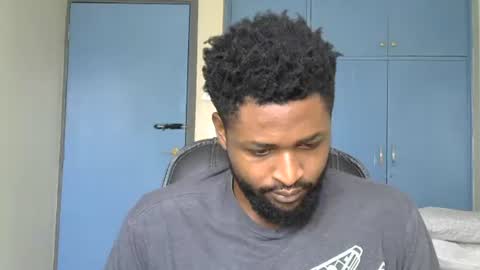 Snapshot of blakmoufaka chatting on 10-23-25, 06:13 blakmoufaka online show from 10-23-25, 06:13