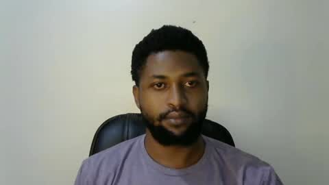 Snapshot of blakmoufaka chatting on 10-24-25, 12:41 blakmoufaka online show from 10-24-25, 12:41