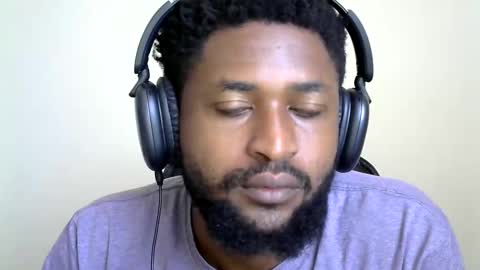 Snapshot of blakmoufaka chatting on 11-12-25, 06:25 blakmoufaka online show from 11-12-25, 06:25