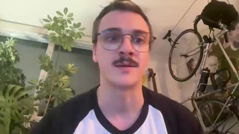 Snapshot of blamingos chatting on 02-27-26, 01:27 blamingos online show from 02-27-26, 01:27