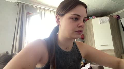 Angel online show from 07-01-26, 06:04